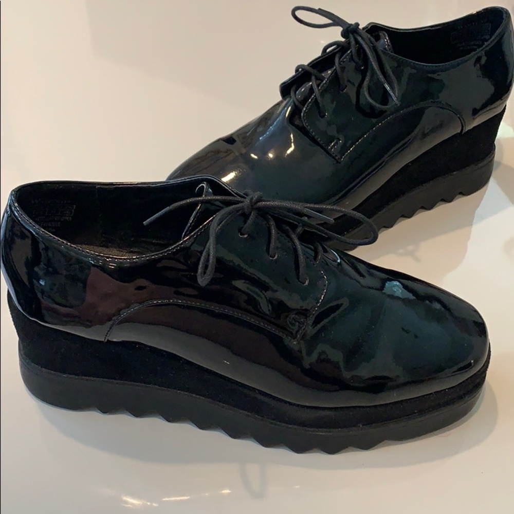 Wanted Patent Leather Wedge Oxford Shoes Women 8.5